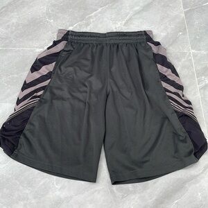 Men’s Nike Dri-Fit Athletic Basketball Shorts Large